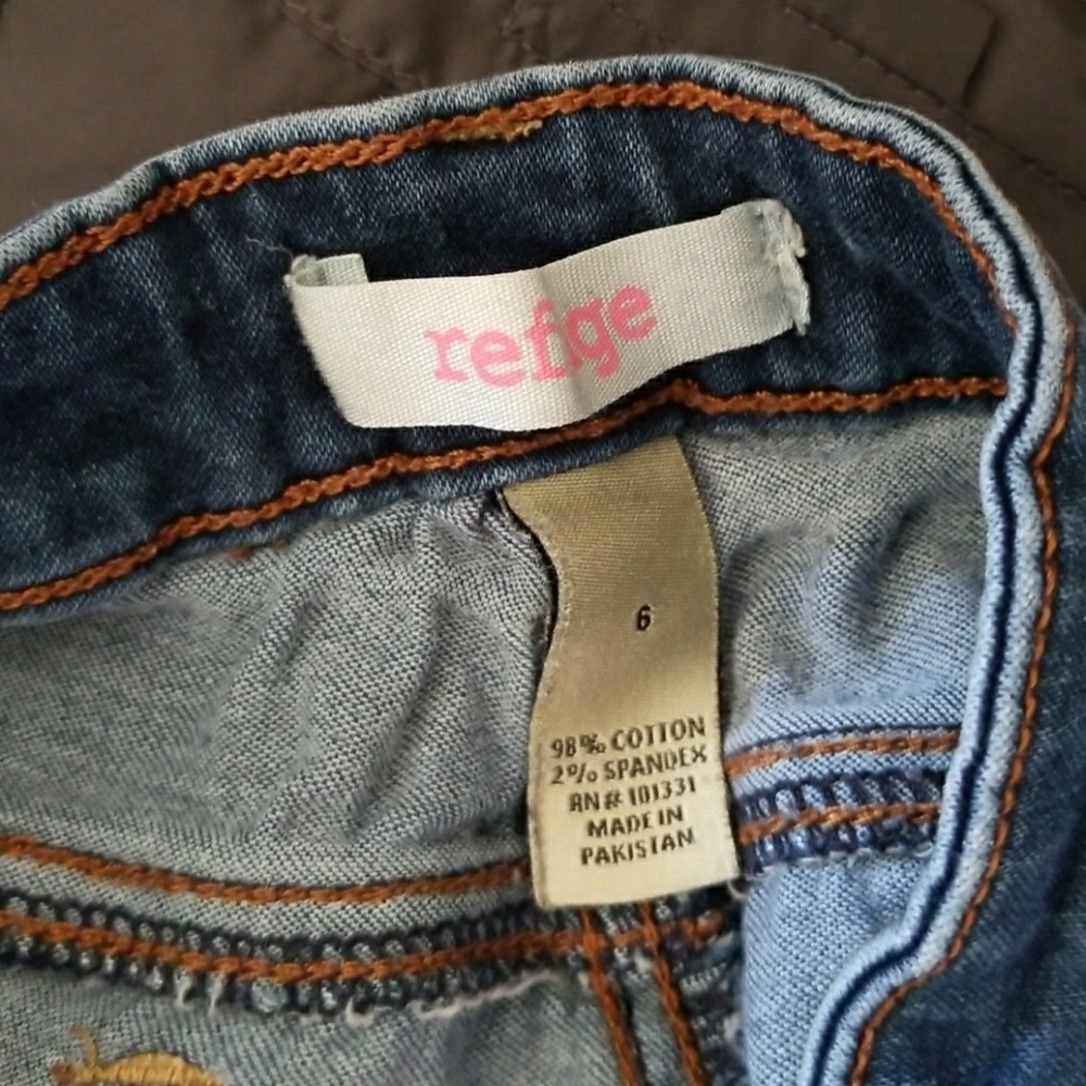 Jeans - Picture 3 of 3